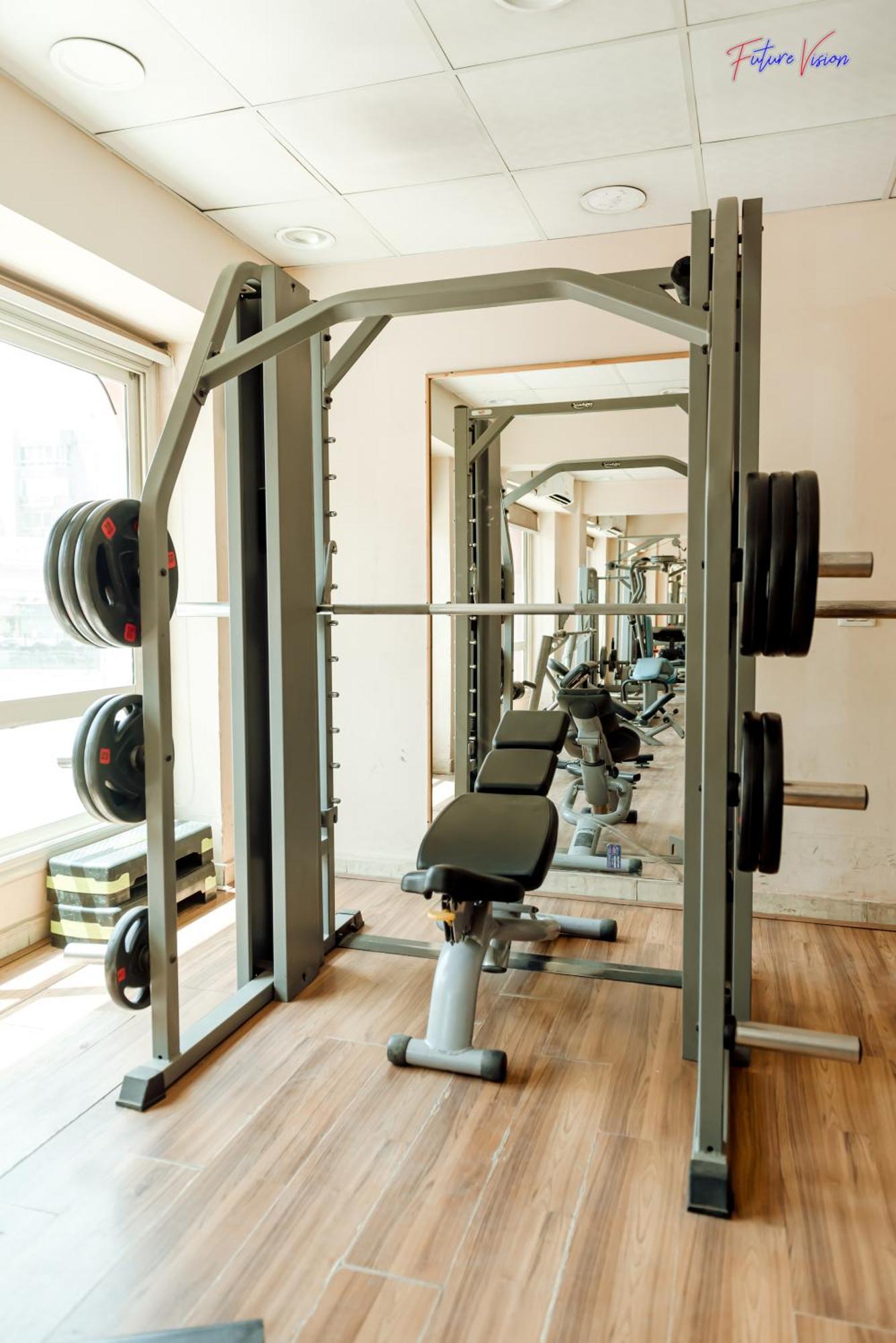 Rehana Plaza Hotel Le Caire Extérieur photo A Smith machine